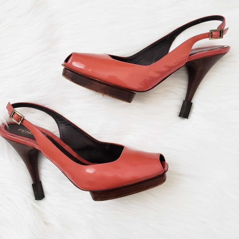 Fendi Peep-toe slingback heels 40 patent pump